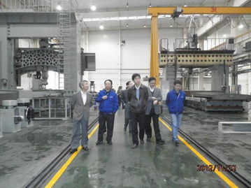 西安交通大学机械工程学院党委书记梅雪松一行莅临我厂参观交流